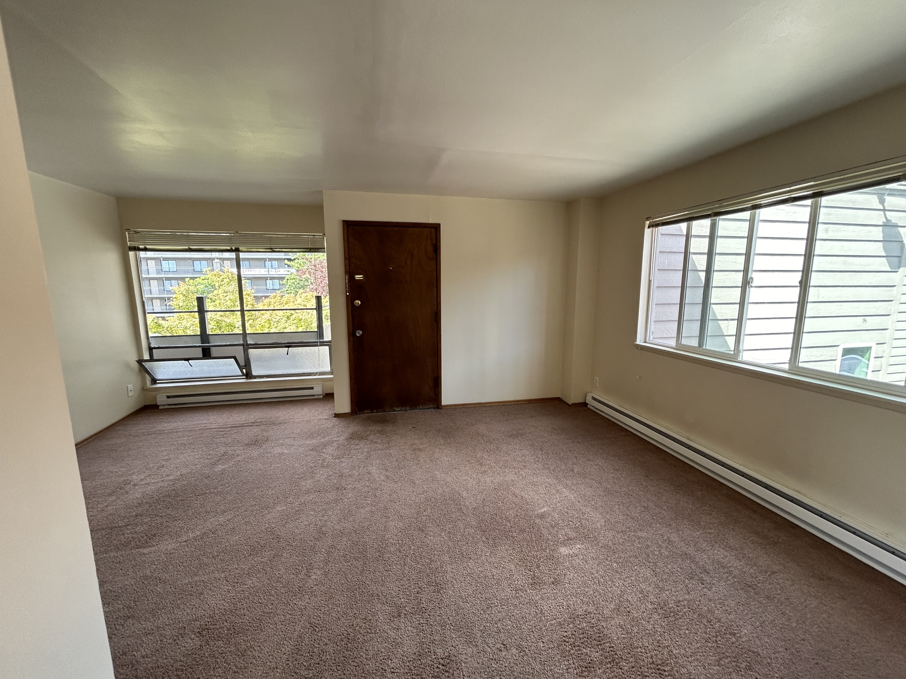 4120 11th Ave NE - 305