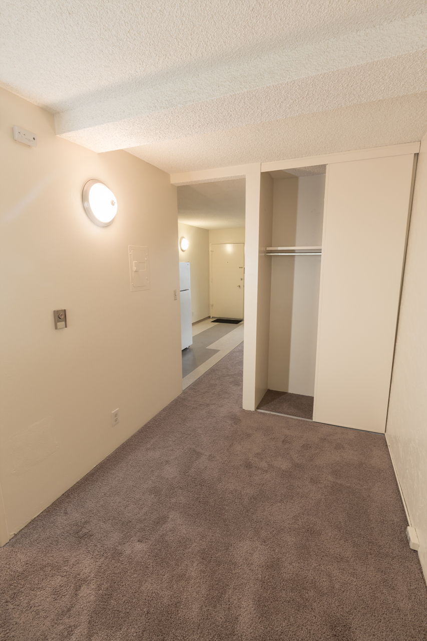 4131 11th Ave. NE - 302