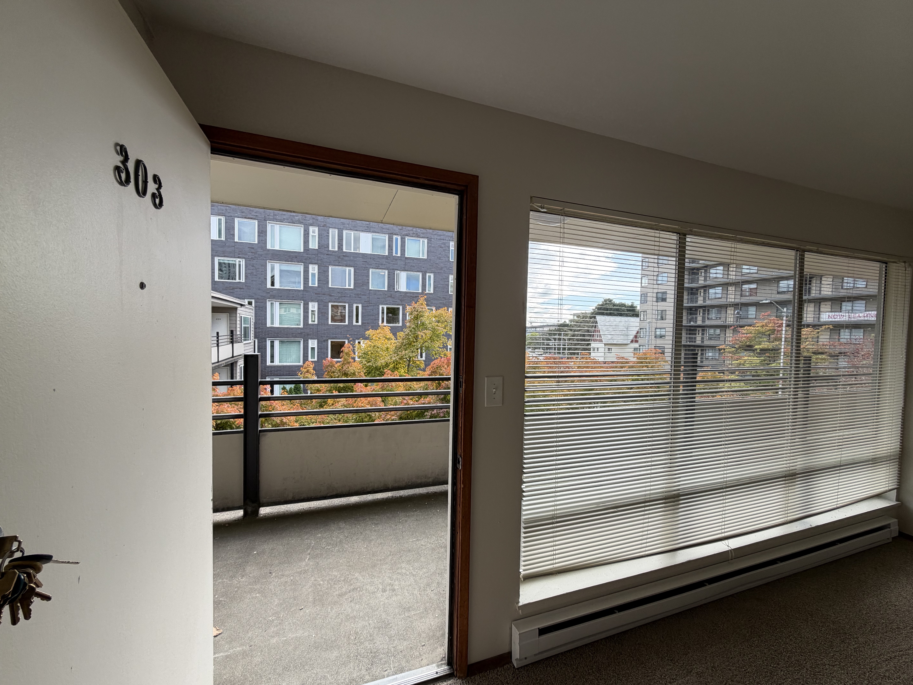 4120 11th Ave NE - 303