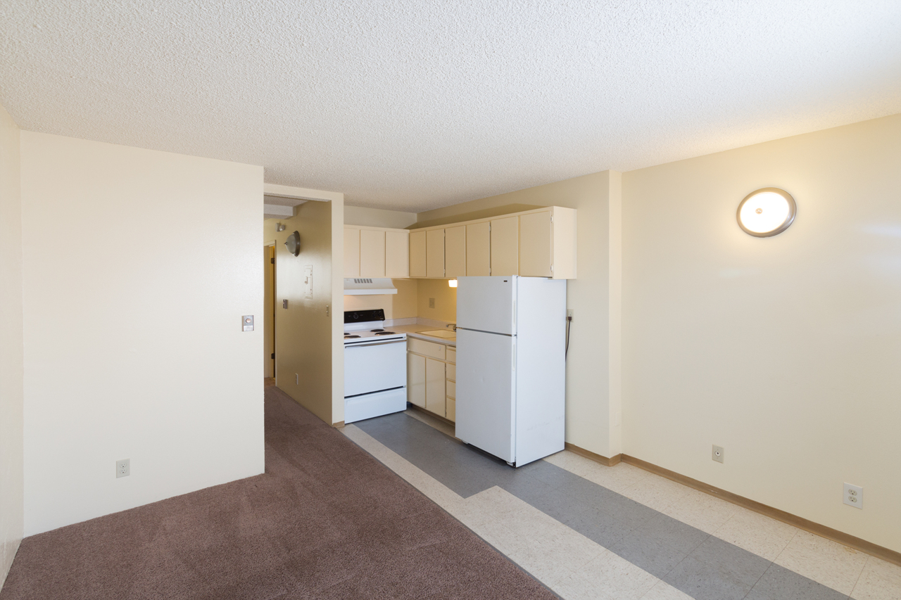 4131 11th Ave. NE - 302